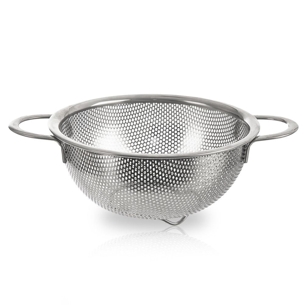 Universal kitchen strainer in stainless steel with handle and feet
