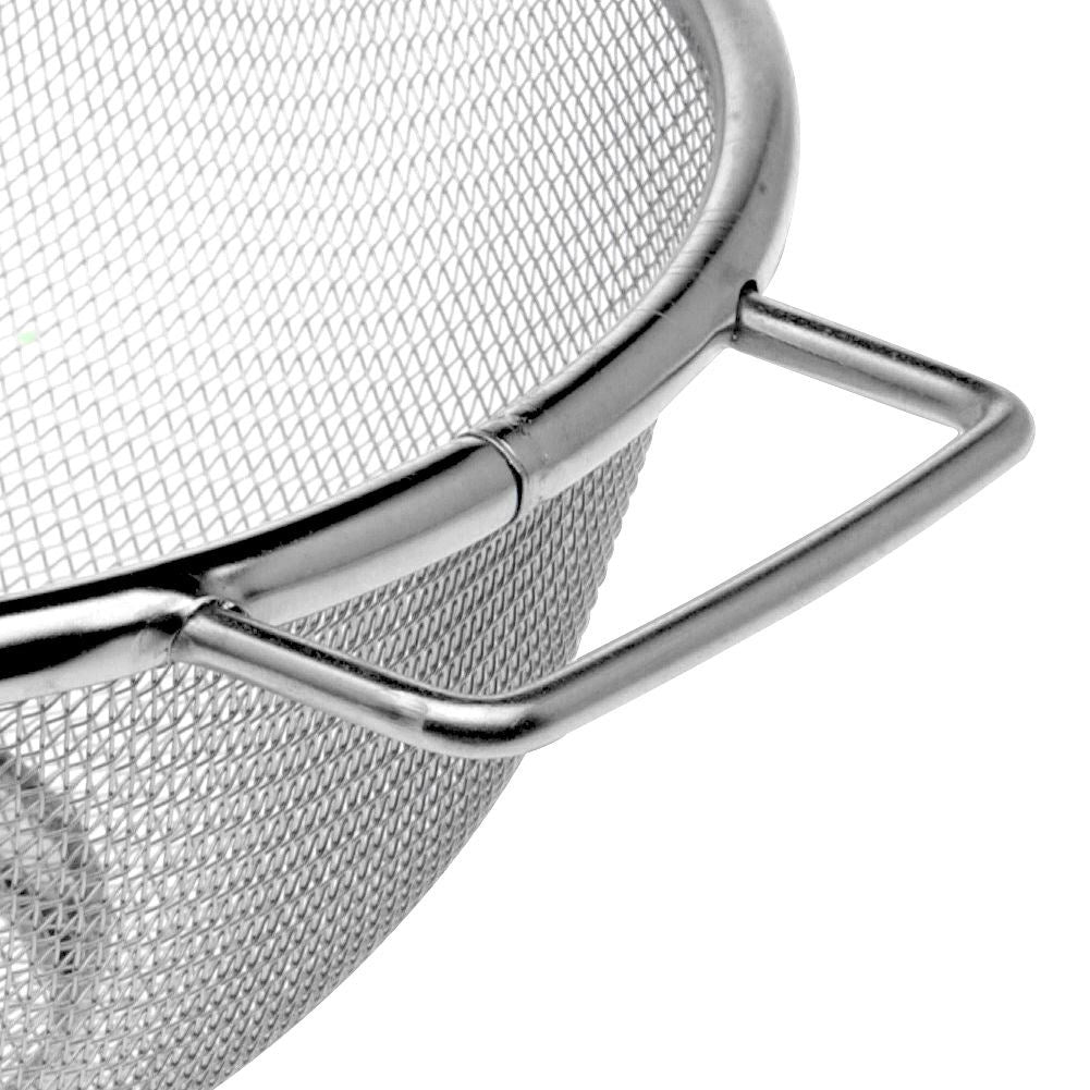 Universal kitchen strainer in stainless steel with two handles