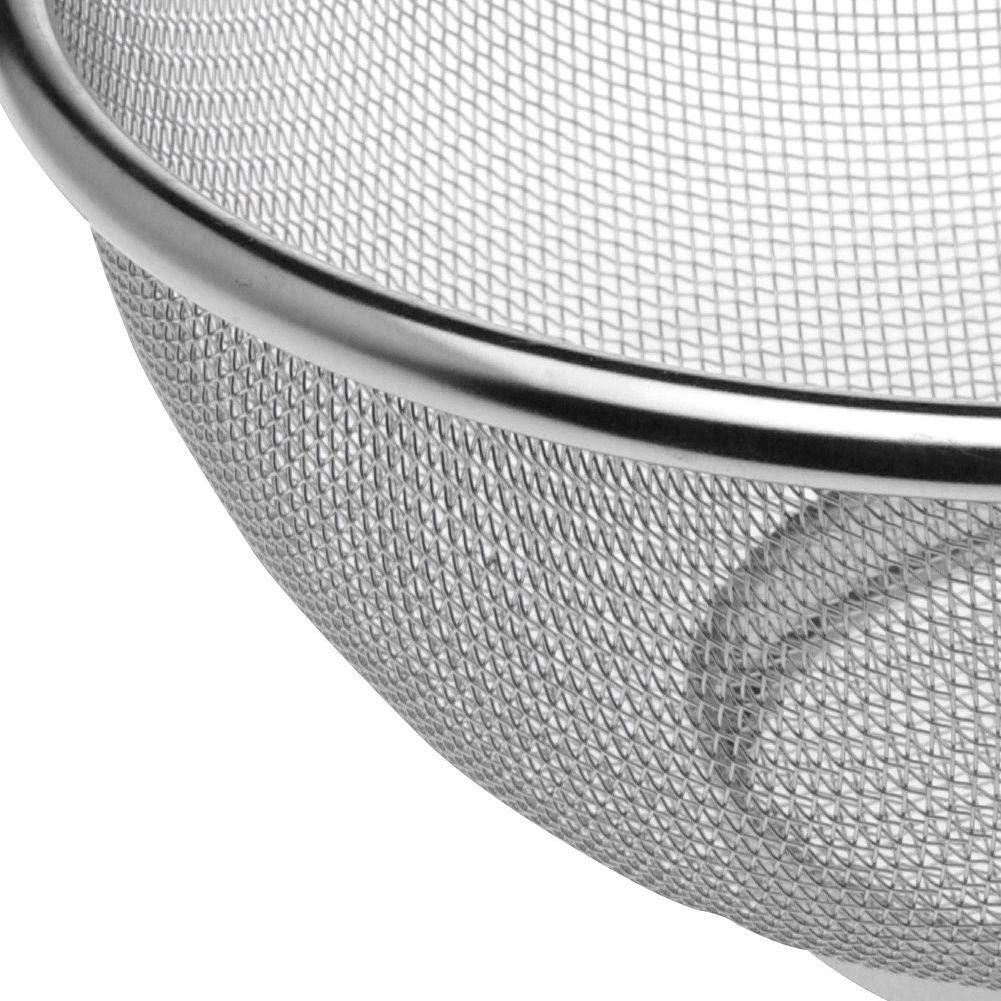 Universal kitchen strainer in stainless steel with two handles