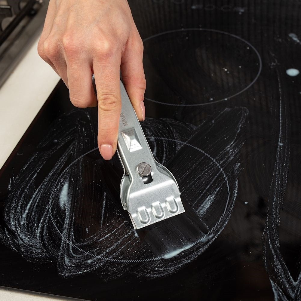 Universal stainless steel scraper for ceramic and induction hobs