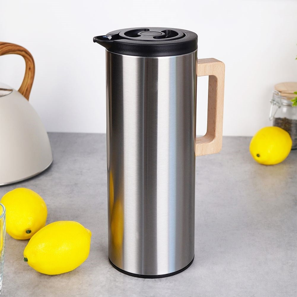 Vacuum jug 950 ml - Keeps drinks hot/cold for a long time