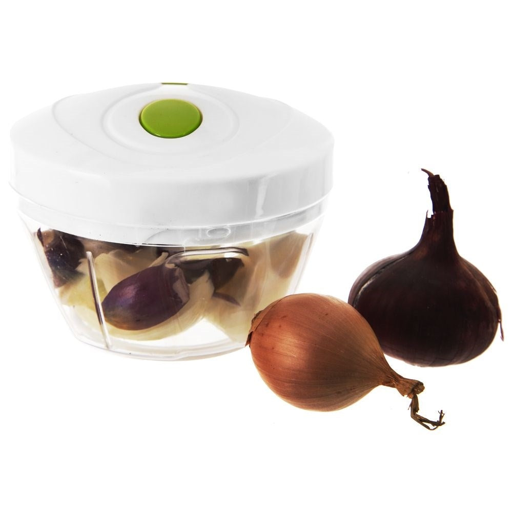 Vegetable chopper for quick and easy chopping of vegetables