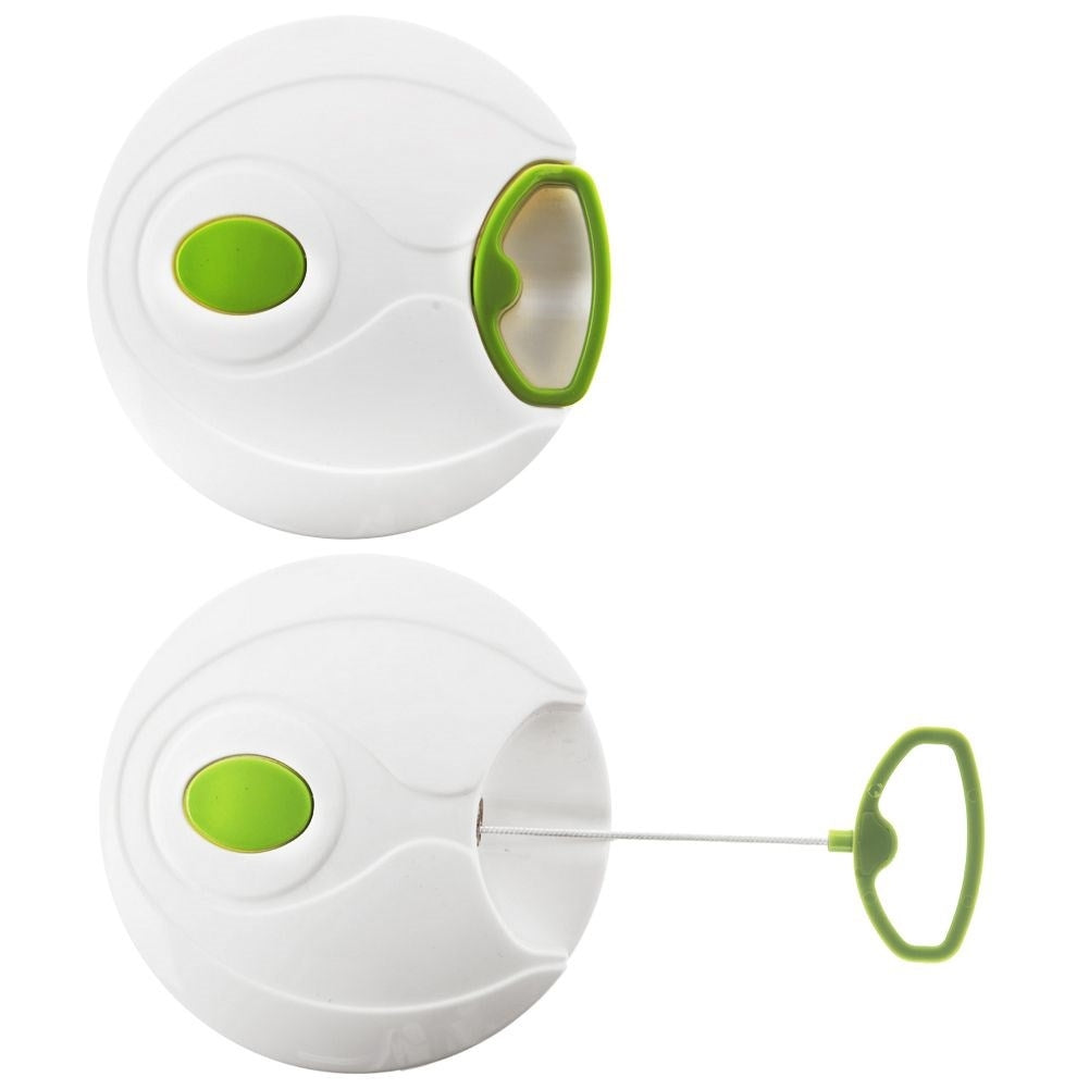 Vegetable chopper for quick and easy chopping of vegetables