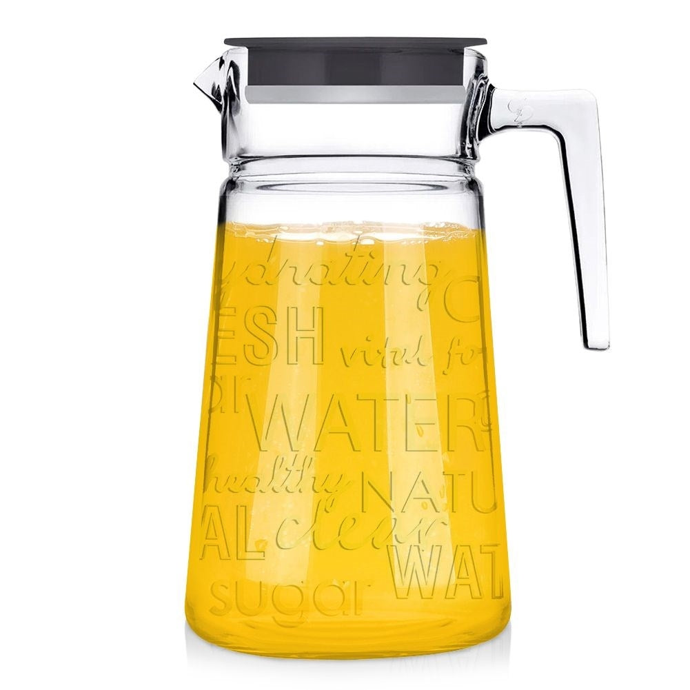 Versatile glass jug with lid and spout for drinks