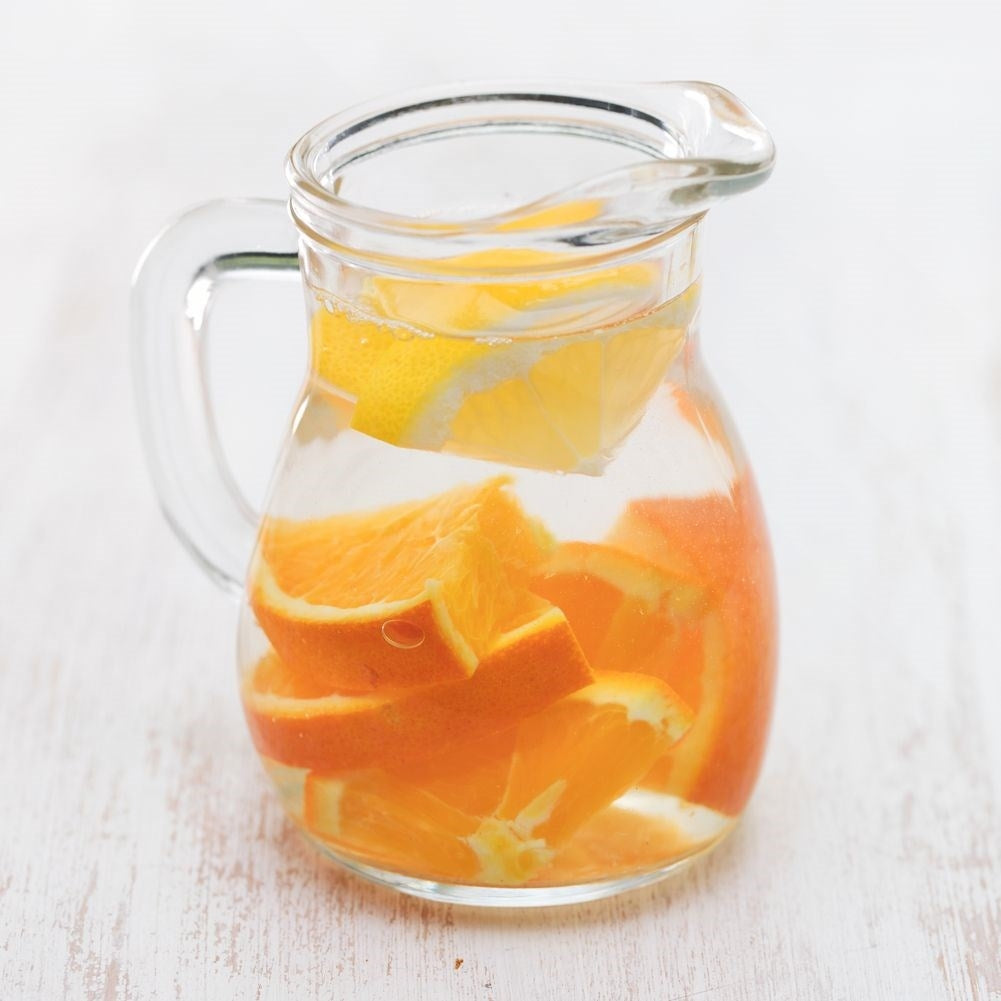 Versatile glass jug with spout, handle and measuring scale 300 ml
