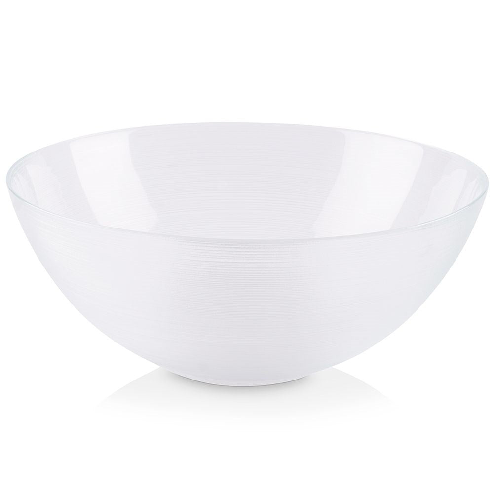 Versatile glass target for salads, chips and popcorn in the kitchen