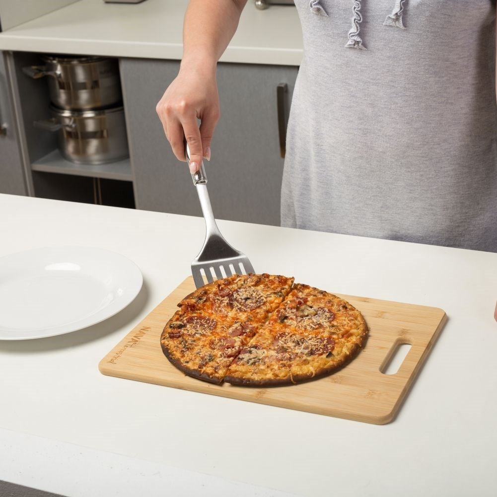 Versatile kitchen spatula in matt stainless steel, dishwasher safe