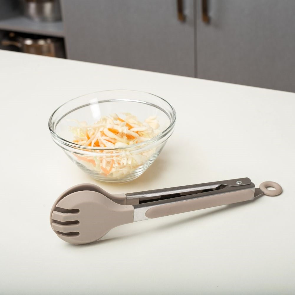 Versatile kitchen tongs for turning and serving