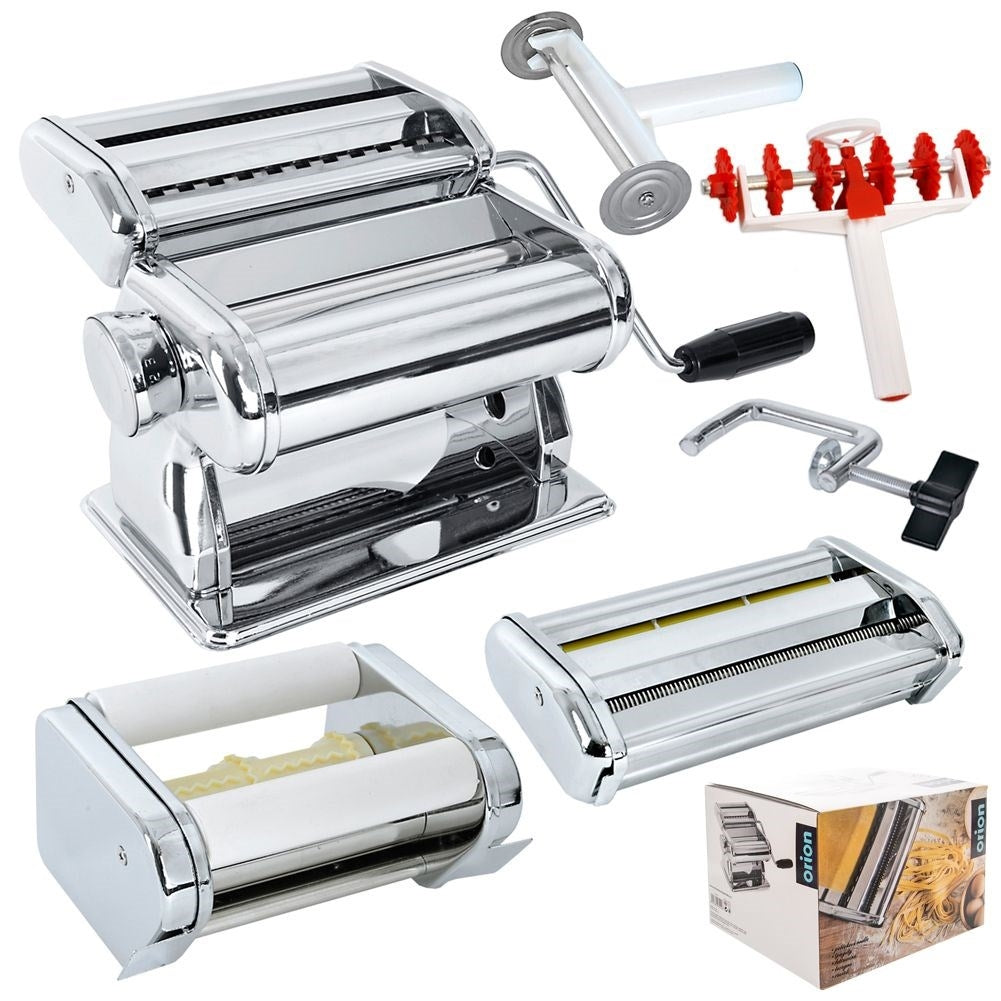Versatile pasta machine: 9 thicknesses for rolling and cutting