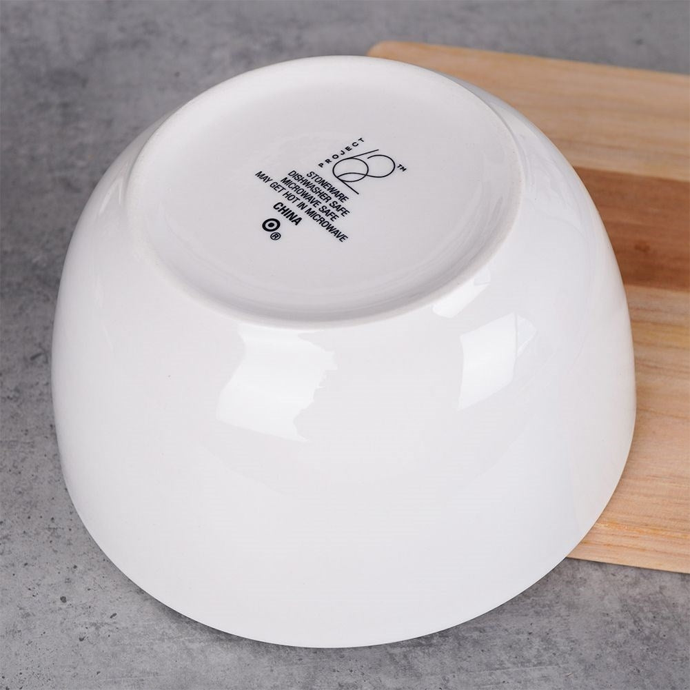 Versatile porcelain bowl 950 ml, dishwasher & microwave safe