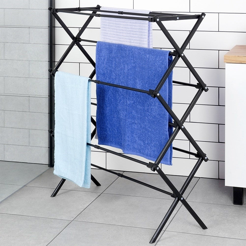 Vertical, extendable drying rack in adjustable metal, black