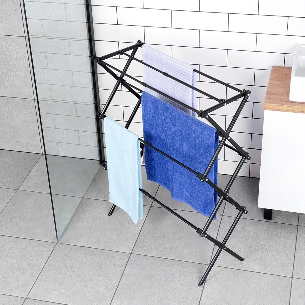 Vertical, extendable drying rack in adjustable metal, black