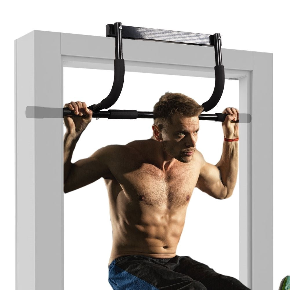 Wall and ceiling mounted training bar for all levels