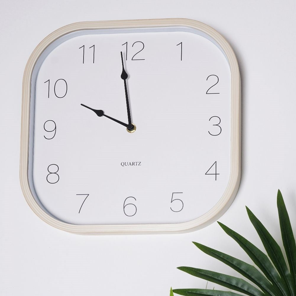 Wall clock in Classic Square Design