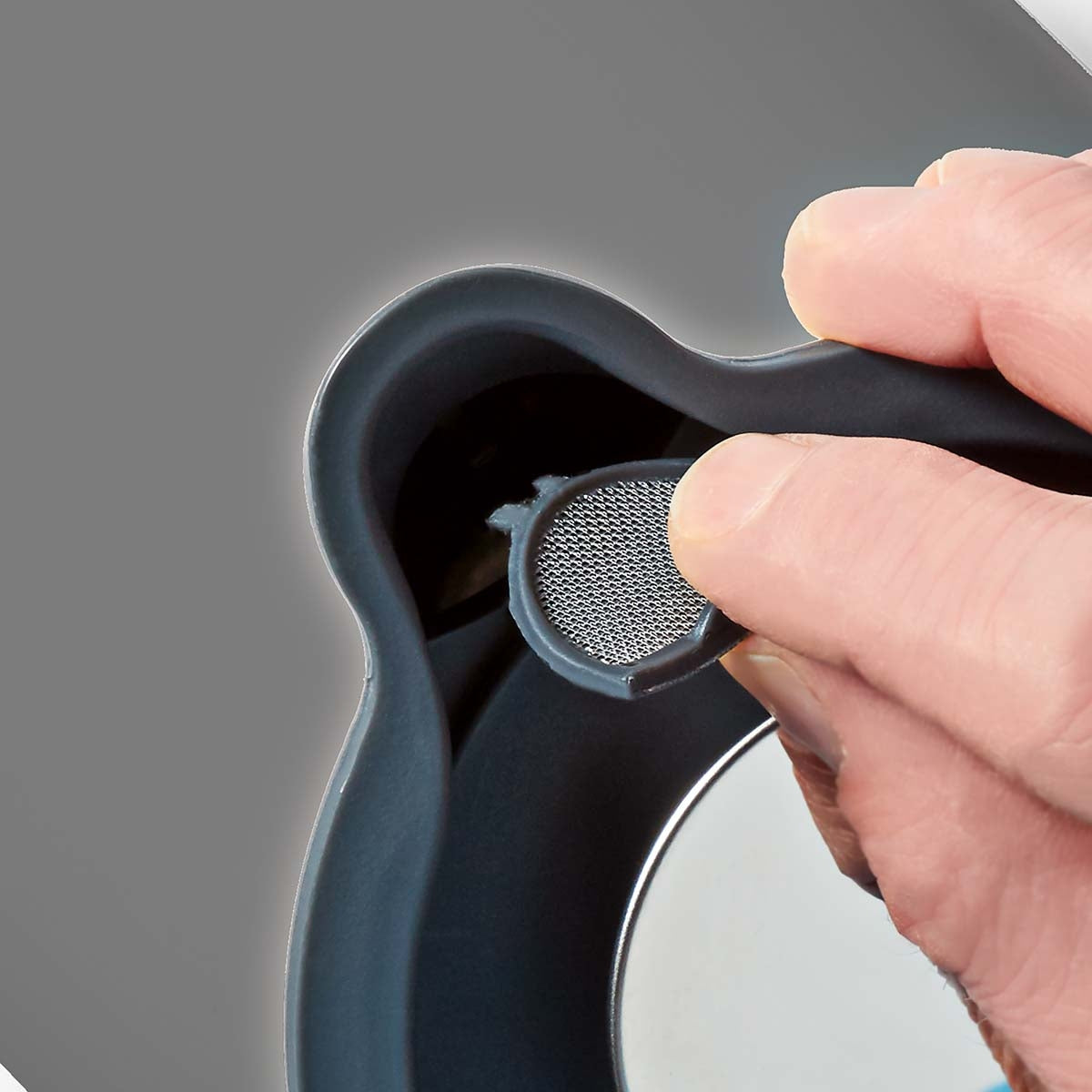 Water boiler | 1.7 l | Soft-Touch | Gray | Rotatable 360 degrees | Concealed heating element | Strix® Control | Boil-dry function