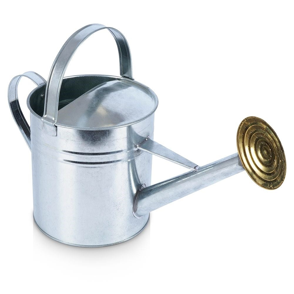 Water jug 4.5L in durable metal with practical strainer