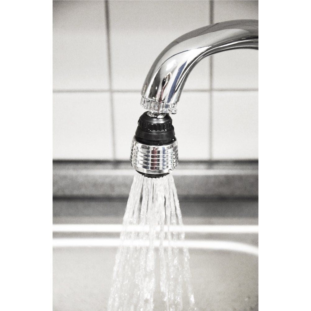 Water-saving aerator for all faucets with two flow modes