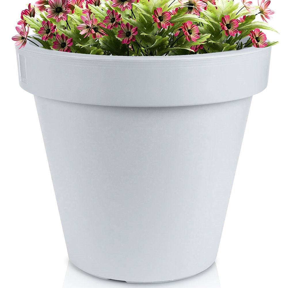 Weather-resistant light gray plastic pot for garden and terrace