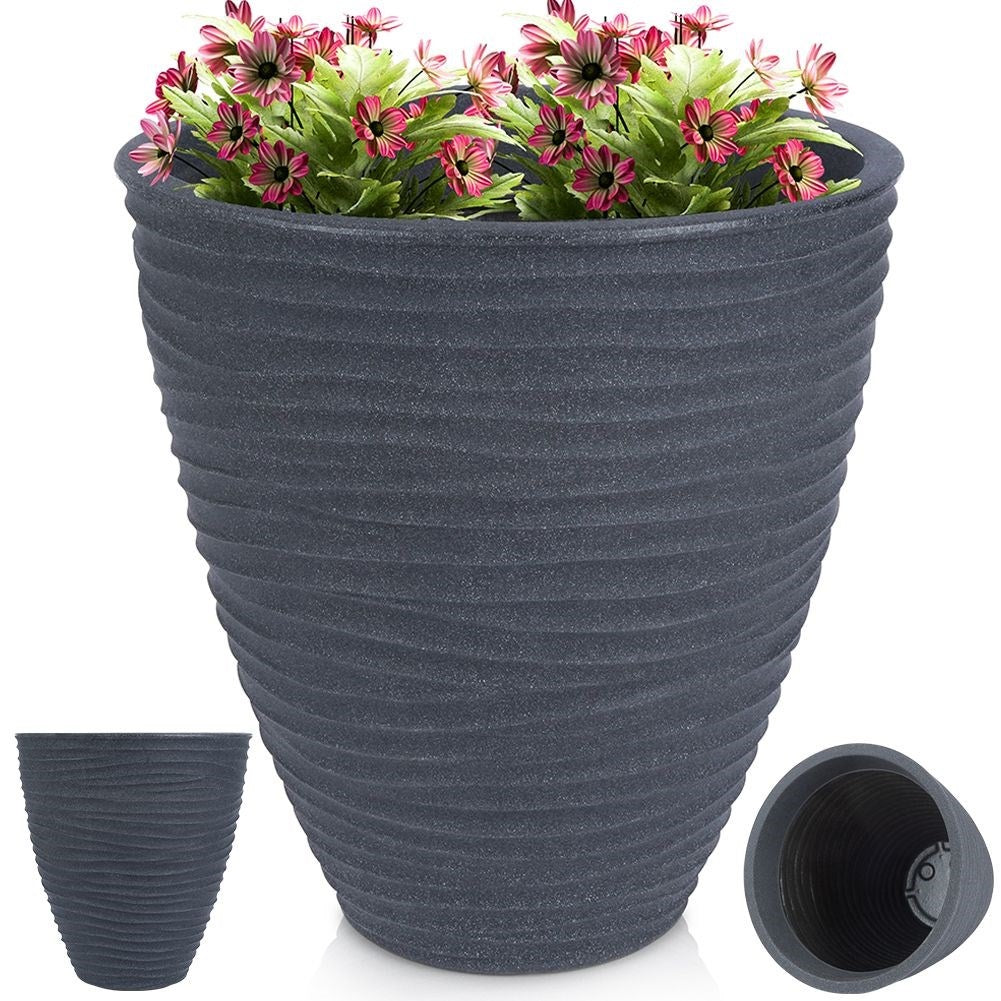 Weather-resistant plastic pot in stone imitation for garden