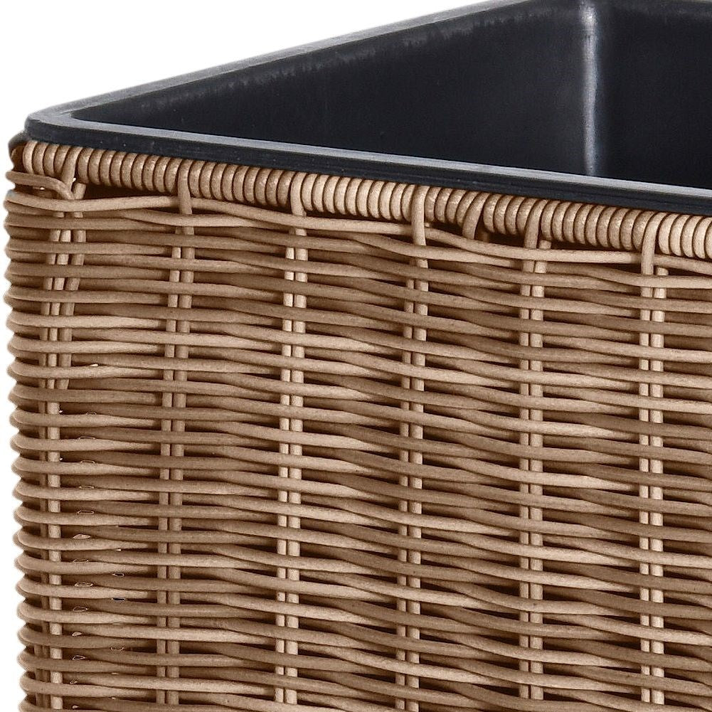 Weather-resistant plastic pot that imitates rattan for the garden