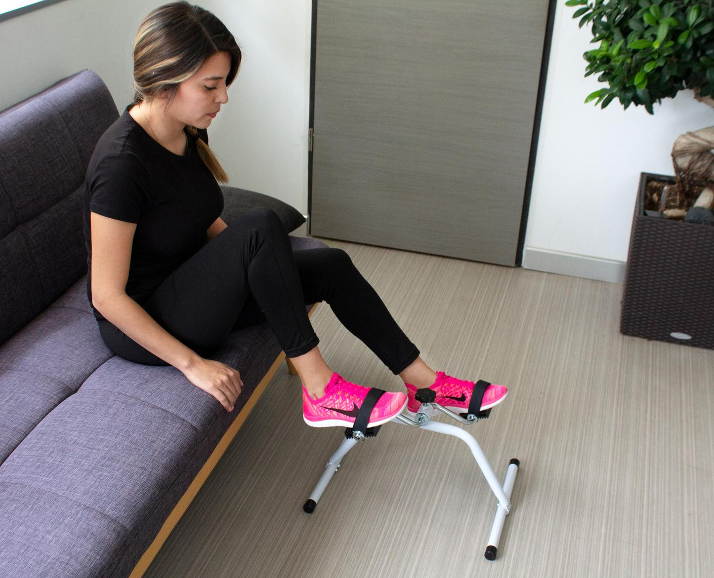 Wellys Mini Pedal Exerciser - White