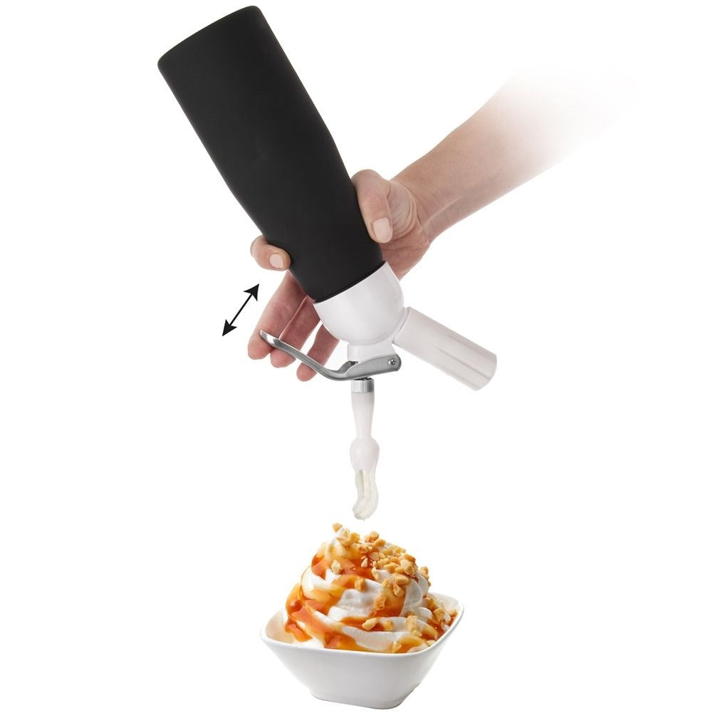 Whipped cream siphon with 3 decoration nozzles for desserts