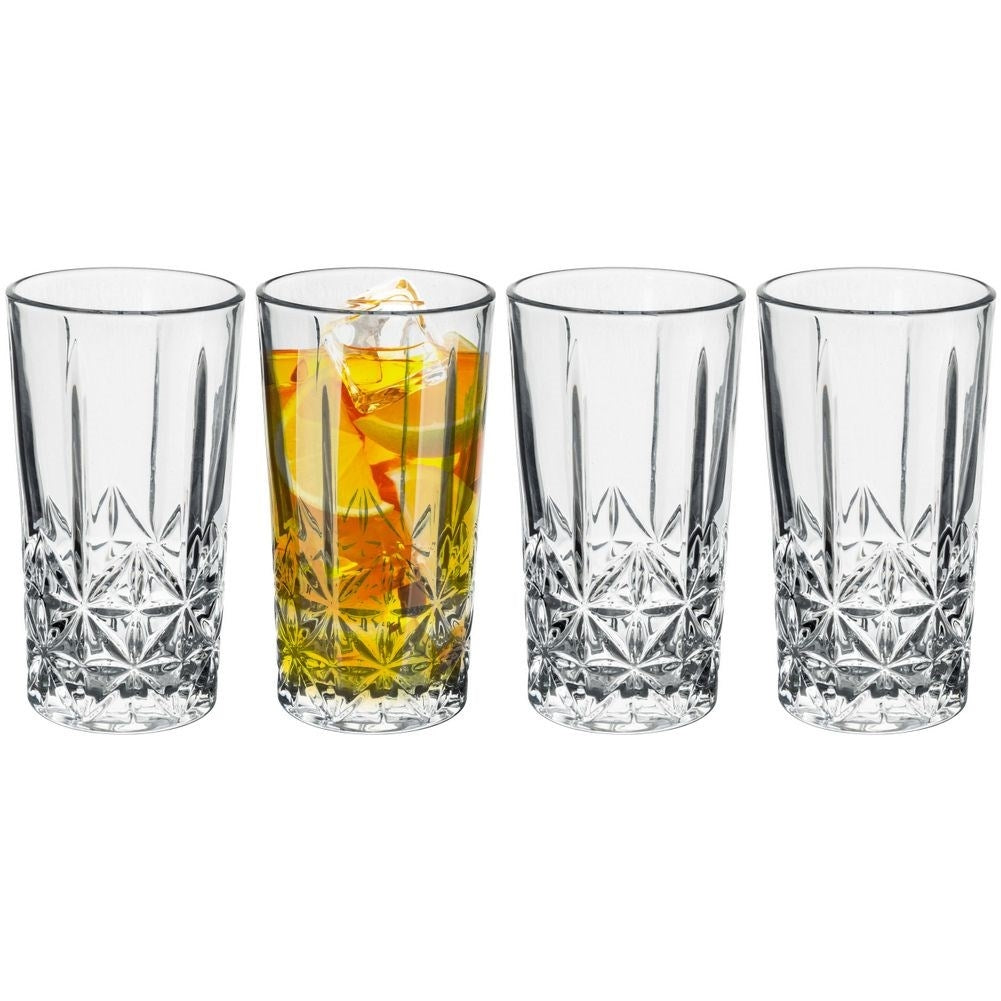 Whiskey glass with thick glass and impressive decorations