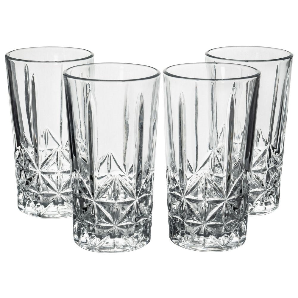 Whiskey glass with thick glass and impressive decorations