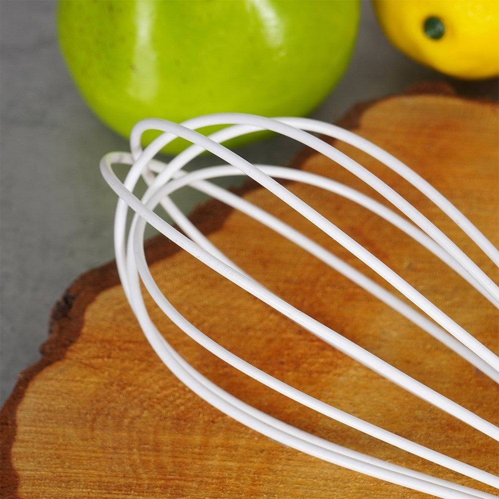 Whisk with silicone cover, safe for non-stick pans