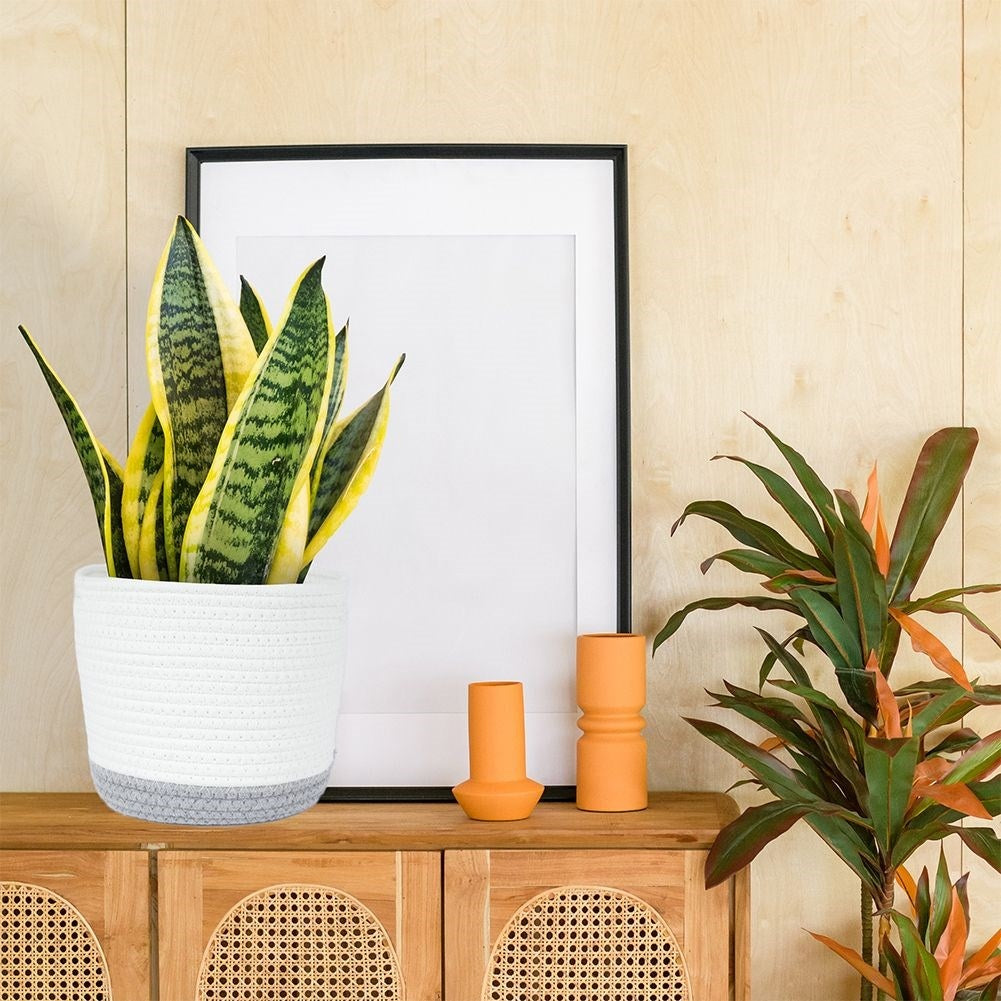 White and gray cotton basket for pot protection and small storage
