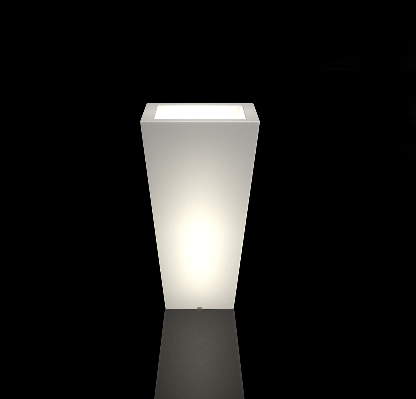 White garden pot Slim with lighting
