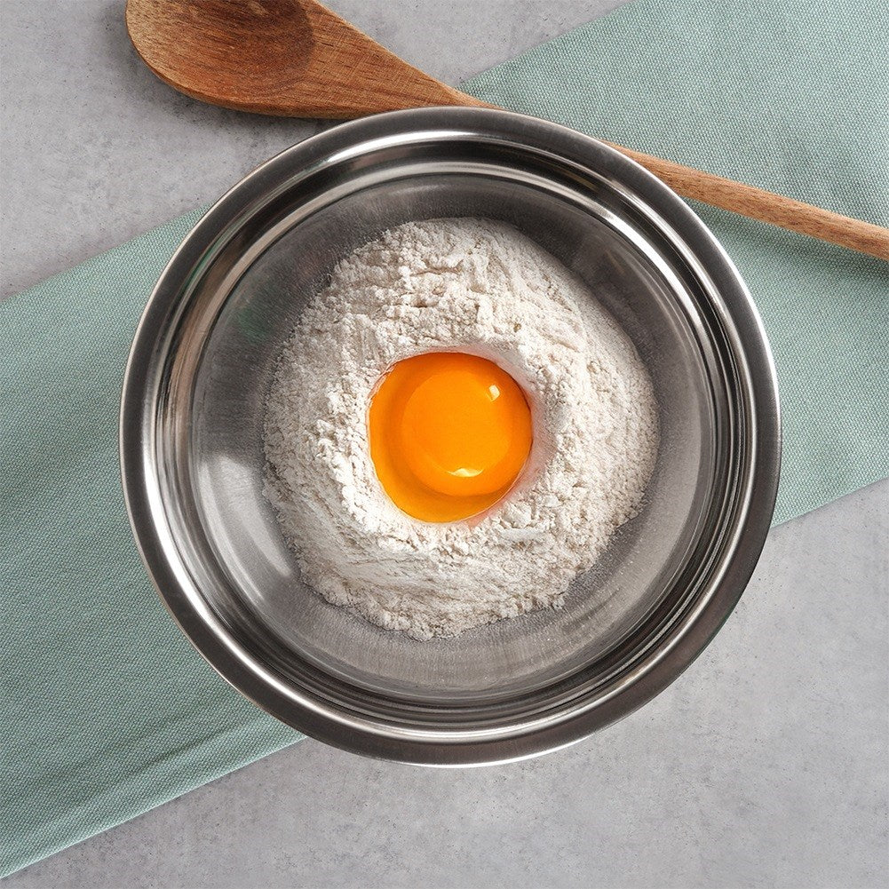 White steel kitchen bowl 18 cm, 1.3 l