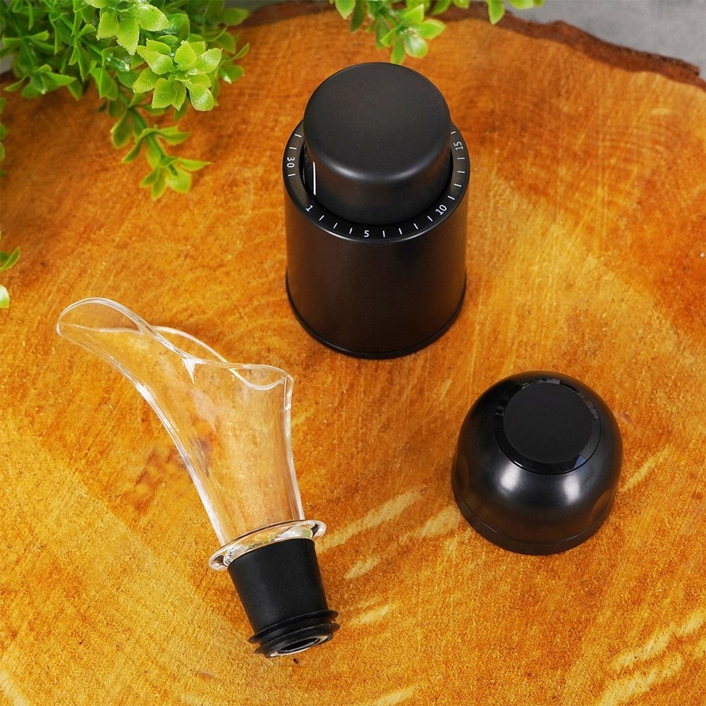 Wine accessory set: Vacuum cork, champagne cork and funnel