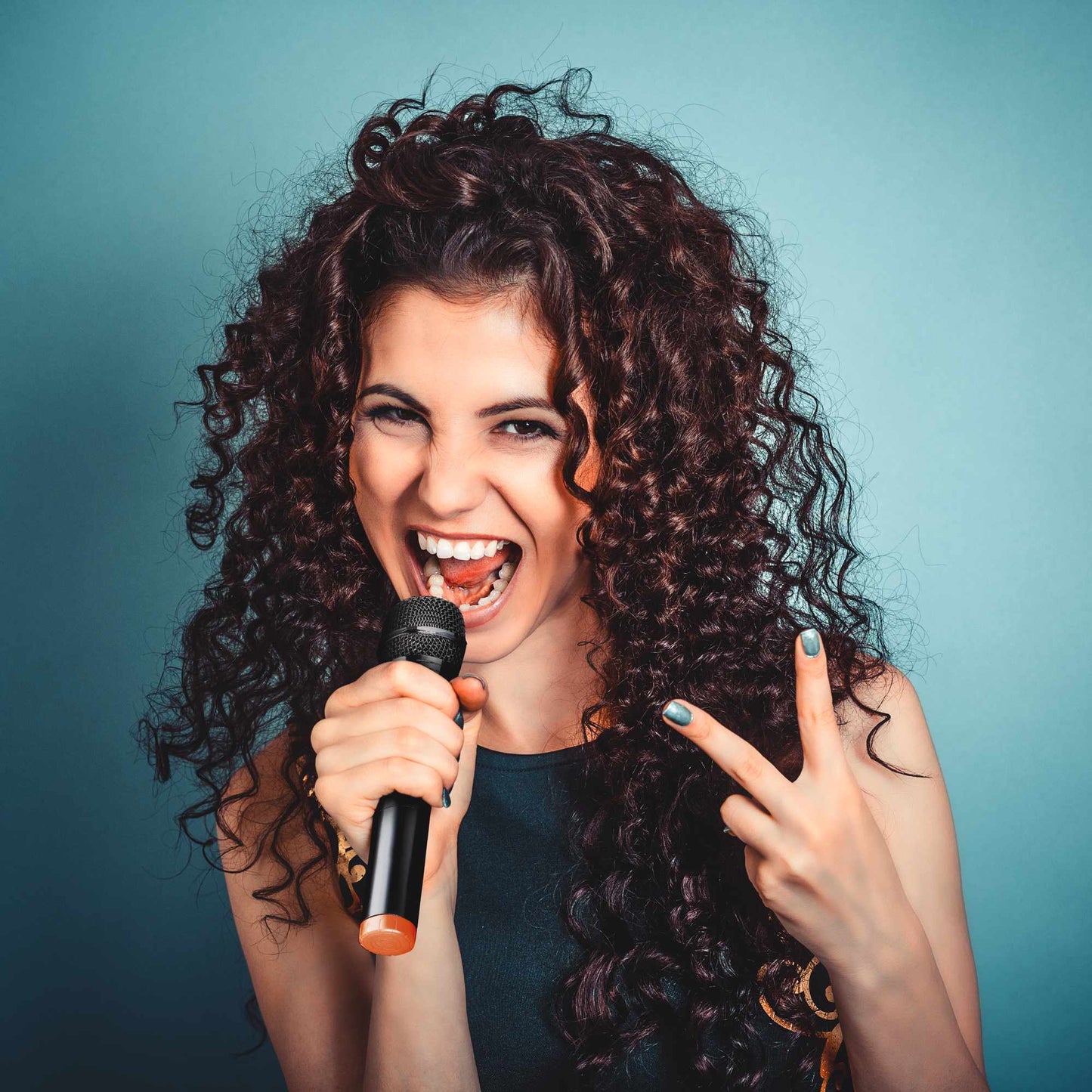 Wireless Microphone with 6.3mm Receiver, Battery Powered