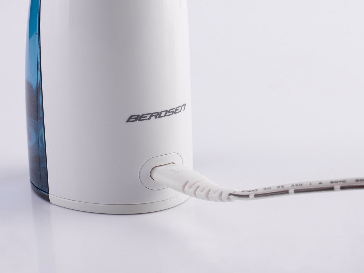 Wireless oral irrigator Berdsen ClearJet X3
