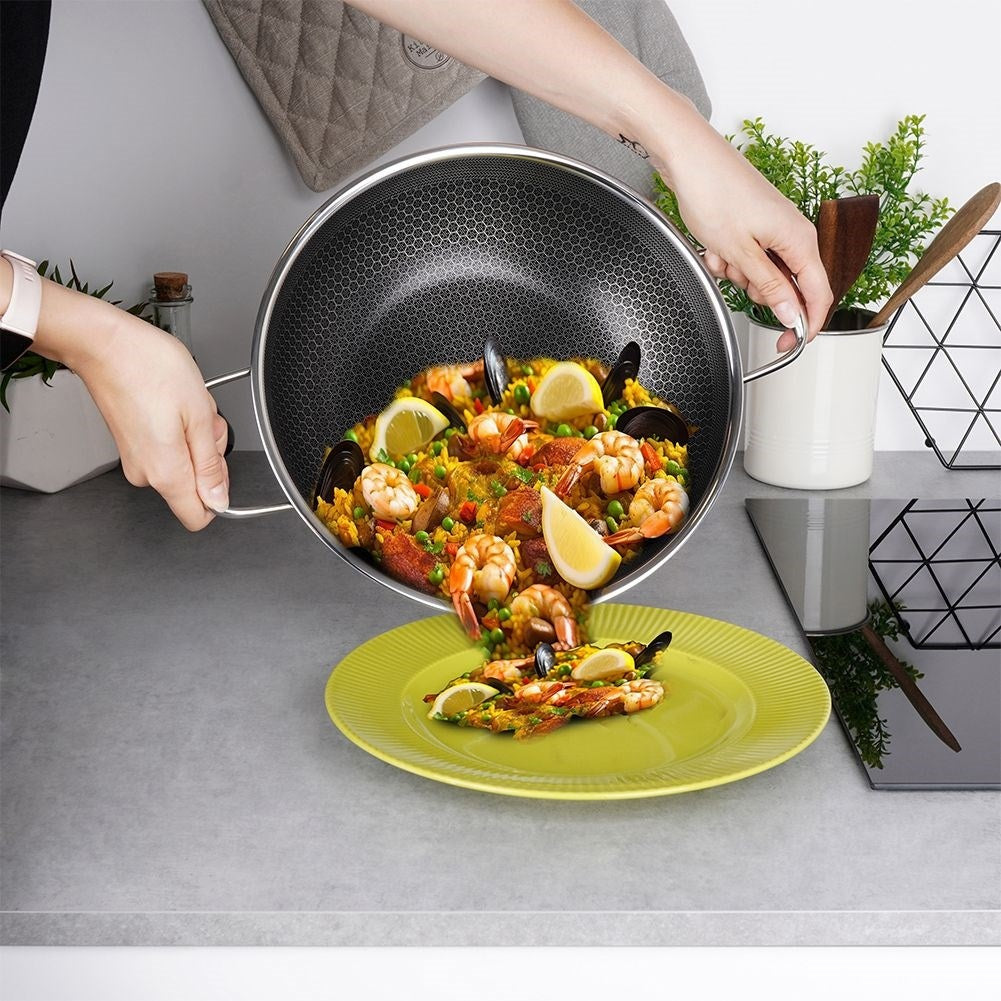 Wok: Hybrid Non-Stick, Stainless Steel, Dishwasher Safe