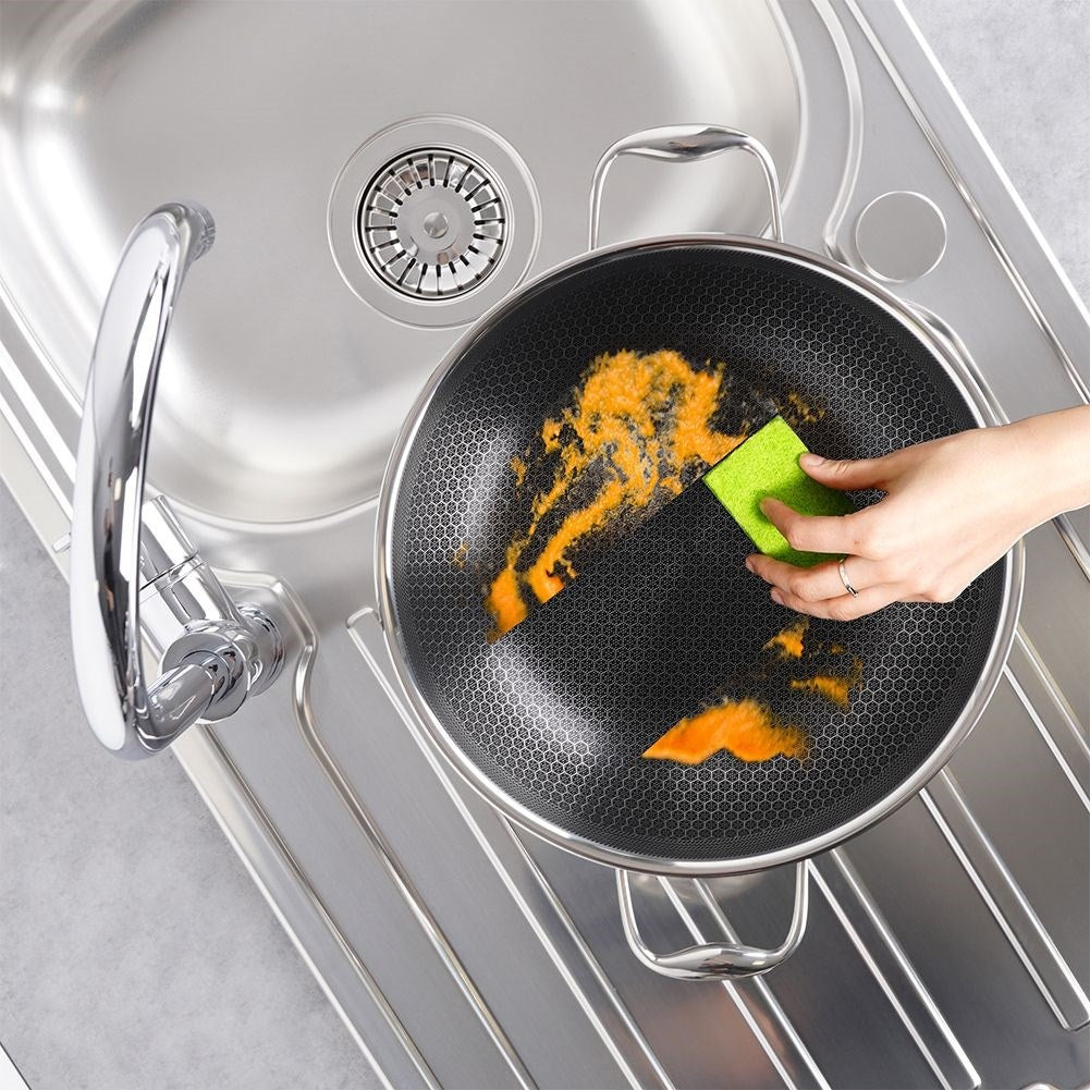 Wok: Hybrid Non-Stick, Stainless Steel, Dishwasher Safe