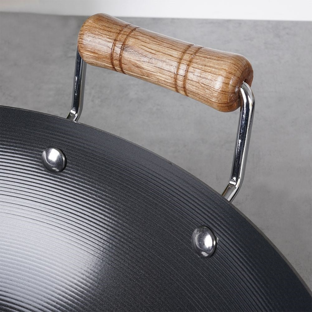 Wok in Carbon Steel with Non-Stick for Asian Dishes