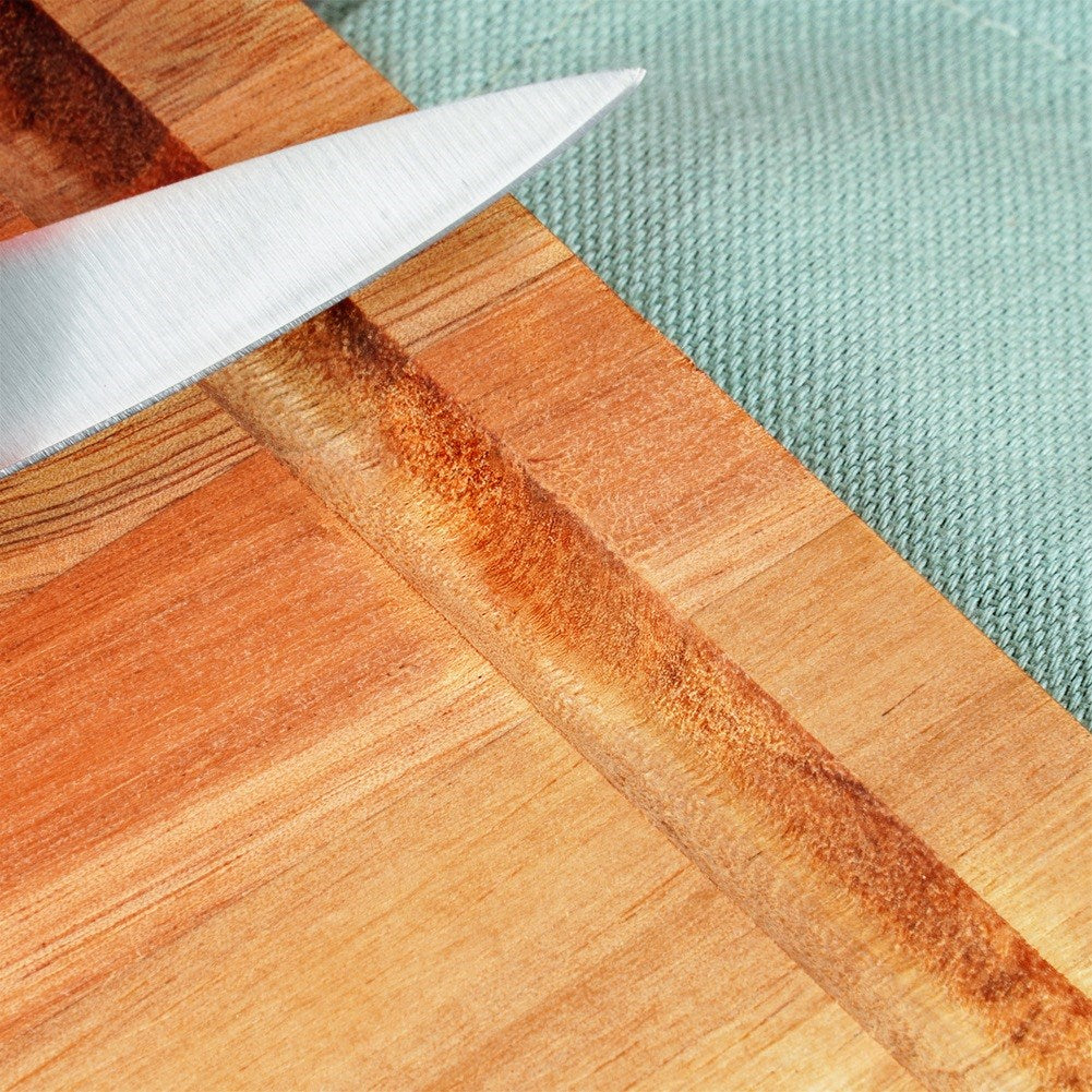 Wooden chopping and serving board 28x20 cm