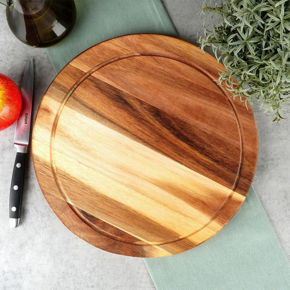 Wooden chopping and serving board 30 cm
