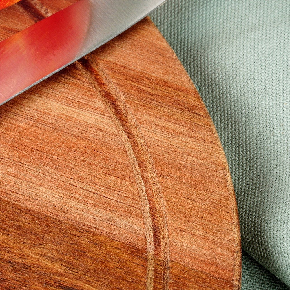 Wooden chopping and serving board 30 cm