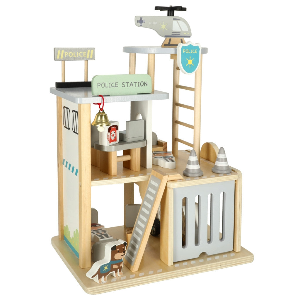 Wooden police station + helicopter police car