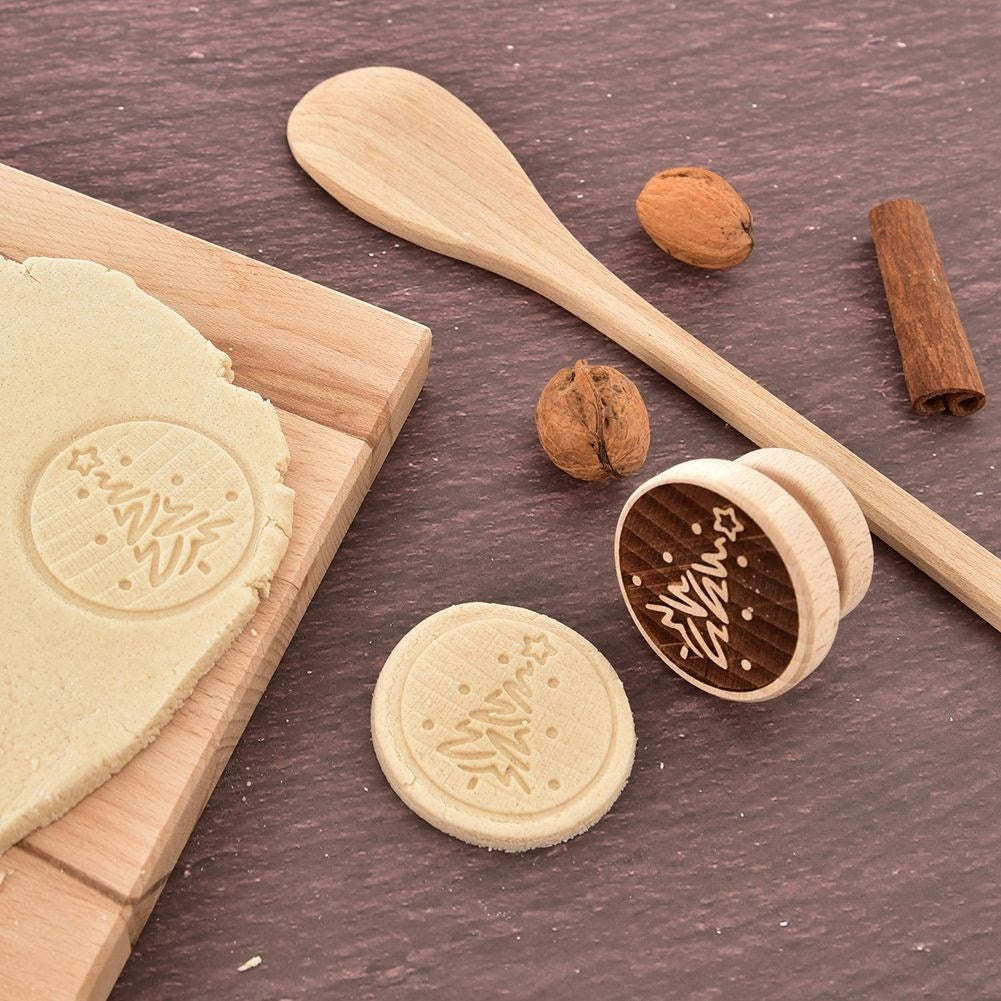 Wooden stamp for Christmas cookies - convenient and easy to use
