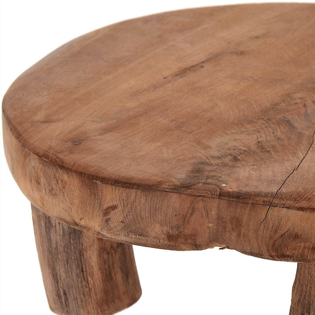 Wooden tray with legs for serving dishes and snacks
