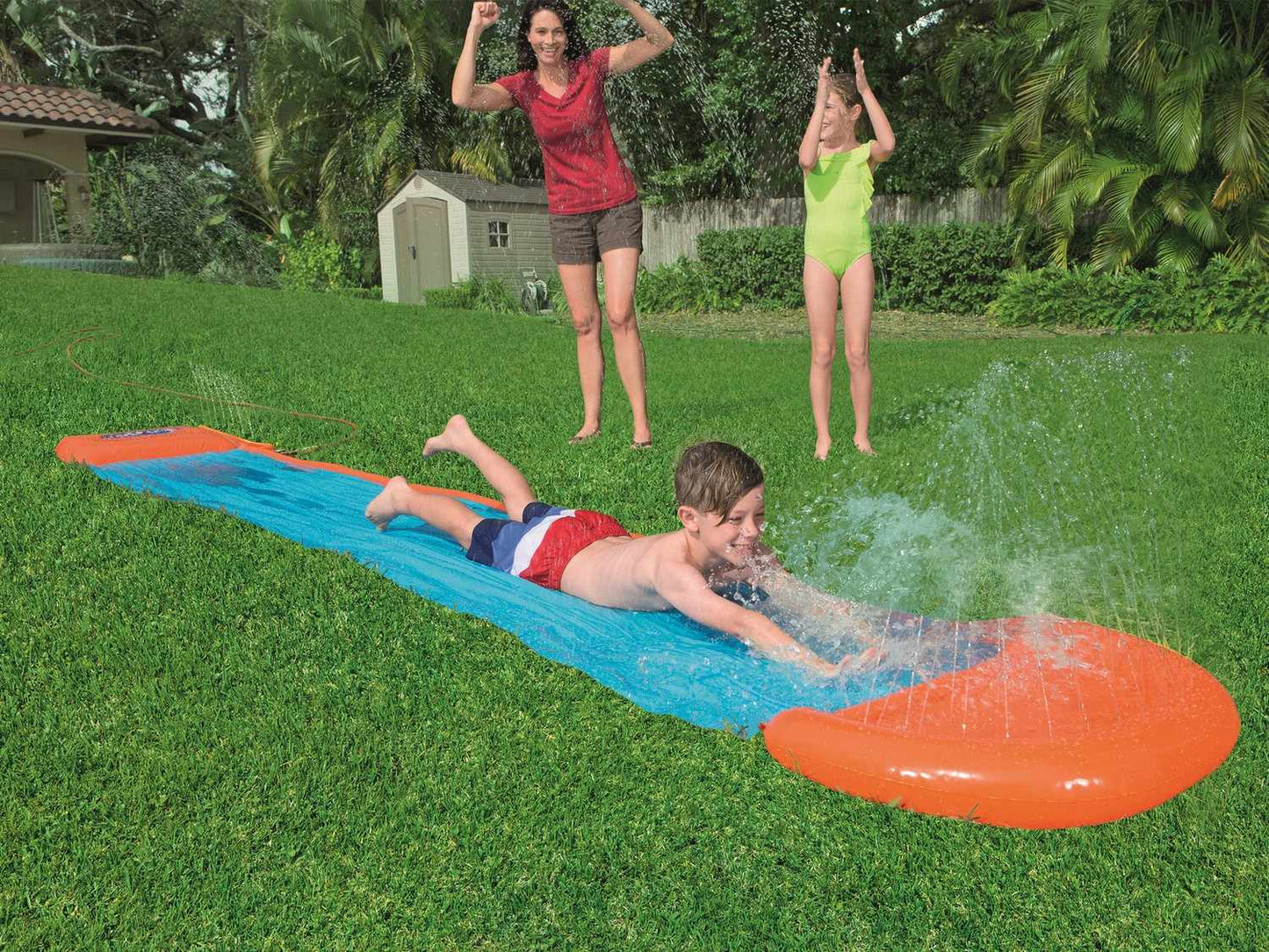 water slide with fountain, length 549 cm Bestway 52247